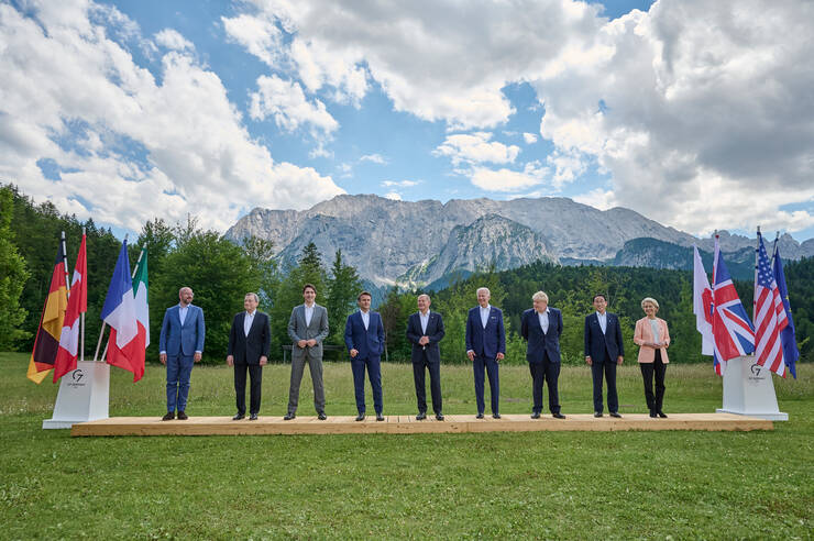 Summit G7 Negocieri